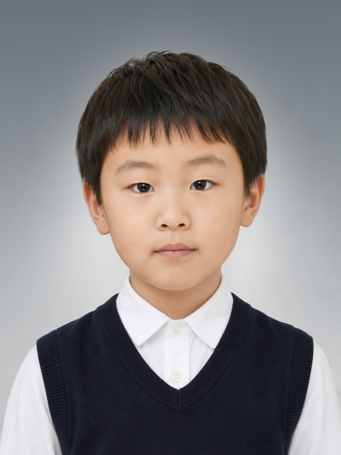 小学校受験・幼稚園受験の男子のお子さま写真イメージ